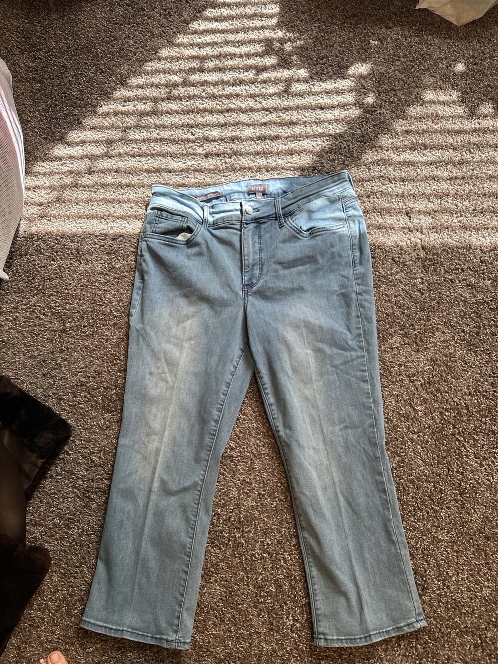 NYDJ Marilyn Capris Light Wash Lift Tuck Petite 12P Made in USA